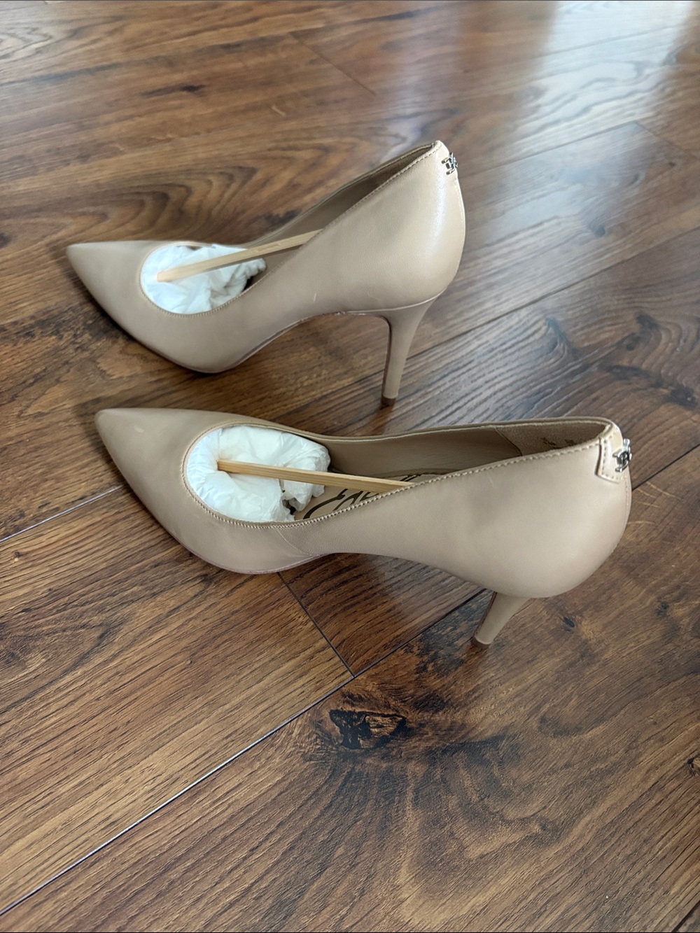 Sam Edelman Beige Pointed-Toe Leather Pumps - Picture 5 of 15